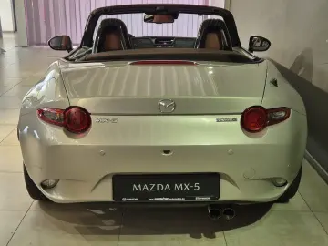 MAZDA MX-5 Kazari G-184 Leder Terracotta Matrix-LED Na