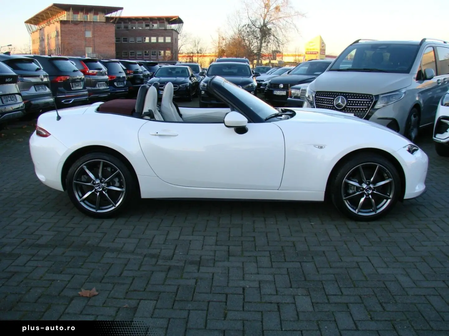 MAZDA MX-5 2.0 SKYACTIV-G 184 Ad'vantage Design Bose K
