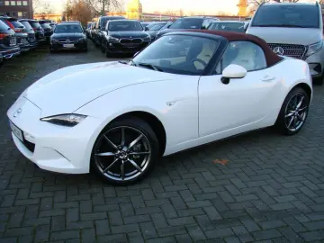 MAZDA MX-5 2.0 SKYACTIV-G 184 Ad'vantage Design Bose K