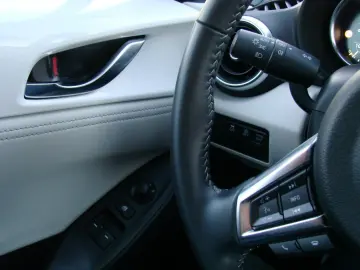 MAZDA MX-5 2.0 SKYACTIV-G 184 Ad'vantage Design Bose K