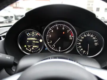 MAZDA MX-5 Exclusive-Line LEDER NAVI LED KAMERA BOSE