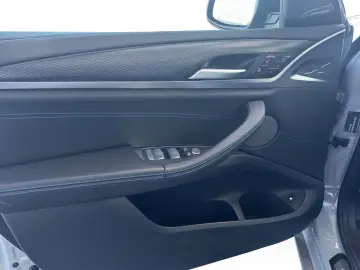 BMW X3 xDrive30e M Sport ACC AHK Komfortzugang HUD