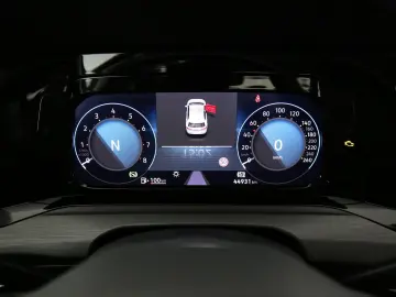 VW Golf VIII 2.0 TSI 4Motion DSG Style  LED Navi Pa