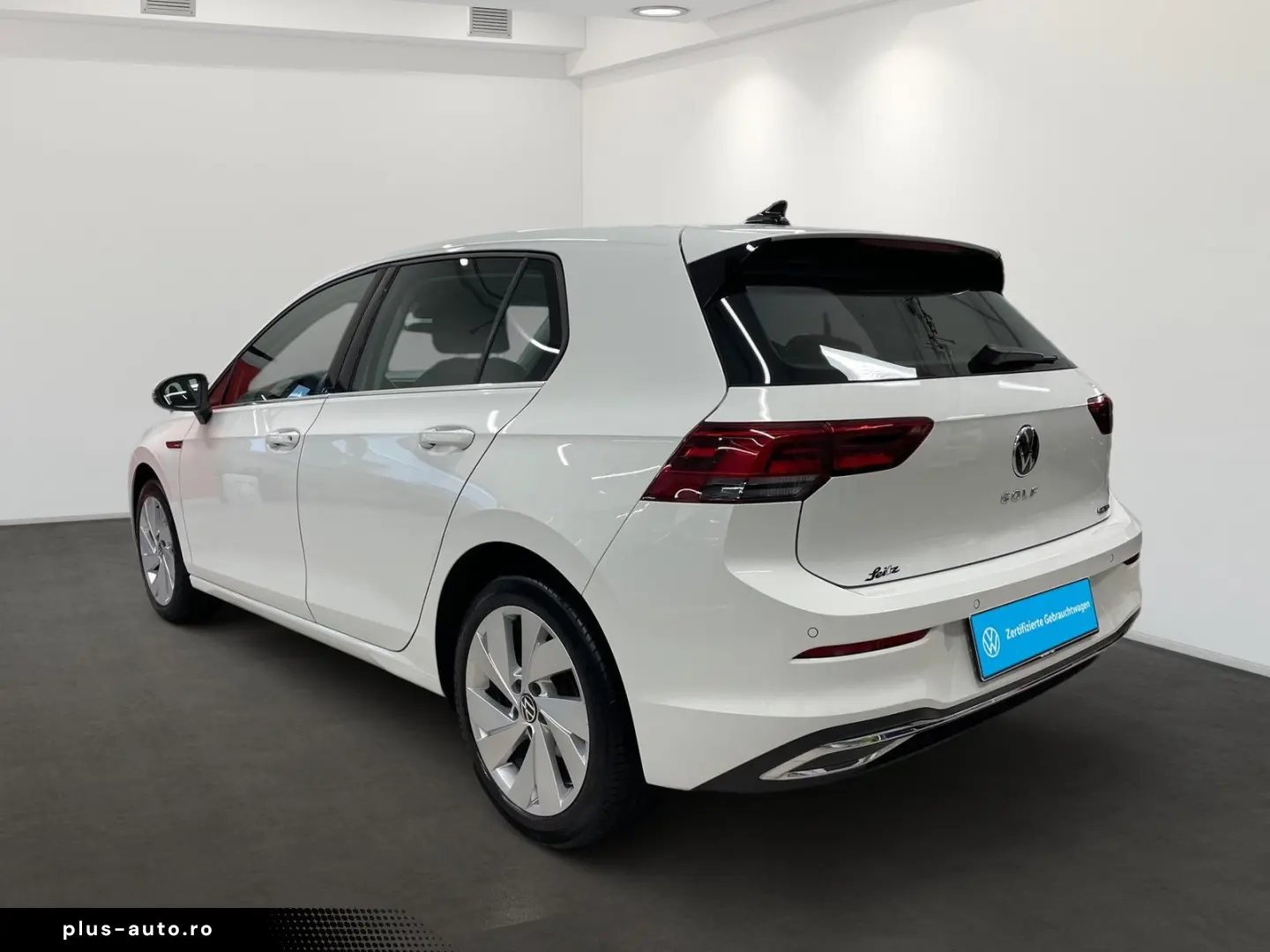 VW Golf VIII 2.0 TSI 4M Style  LED KAMERA NAVI SITZ