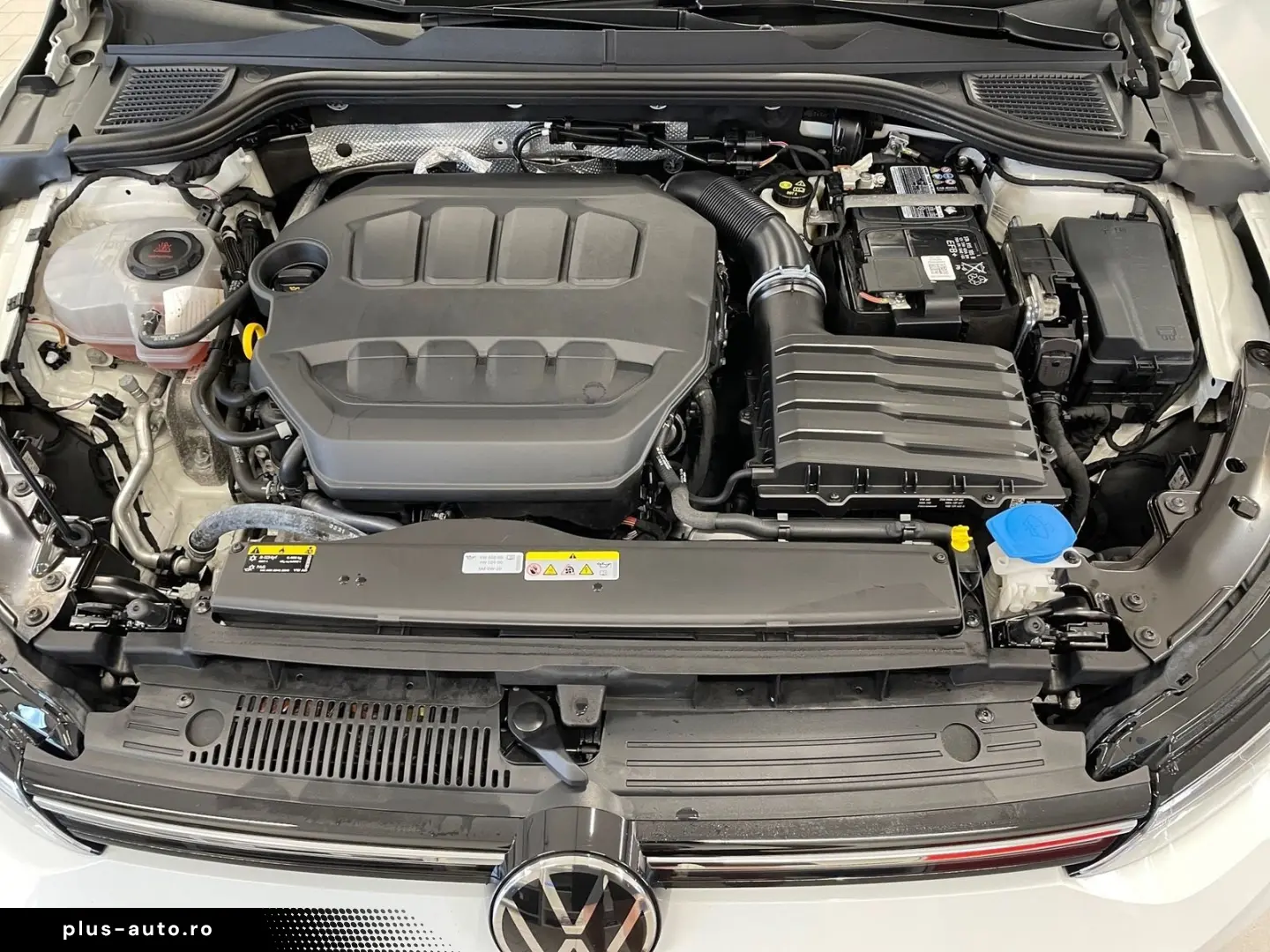VW Golf VIII 2.0 TSI 4M Style  LED KAMERA NAVI SITZ