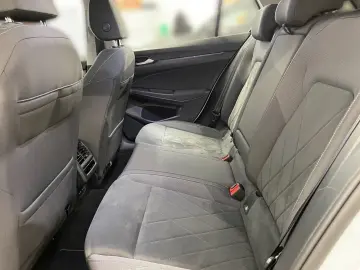 VW Golf VIII 2.0 TSI 4M Style  LED KAMERA NAVI SITZ