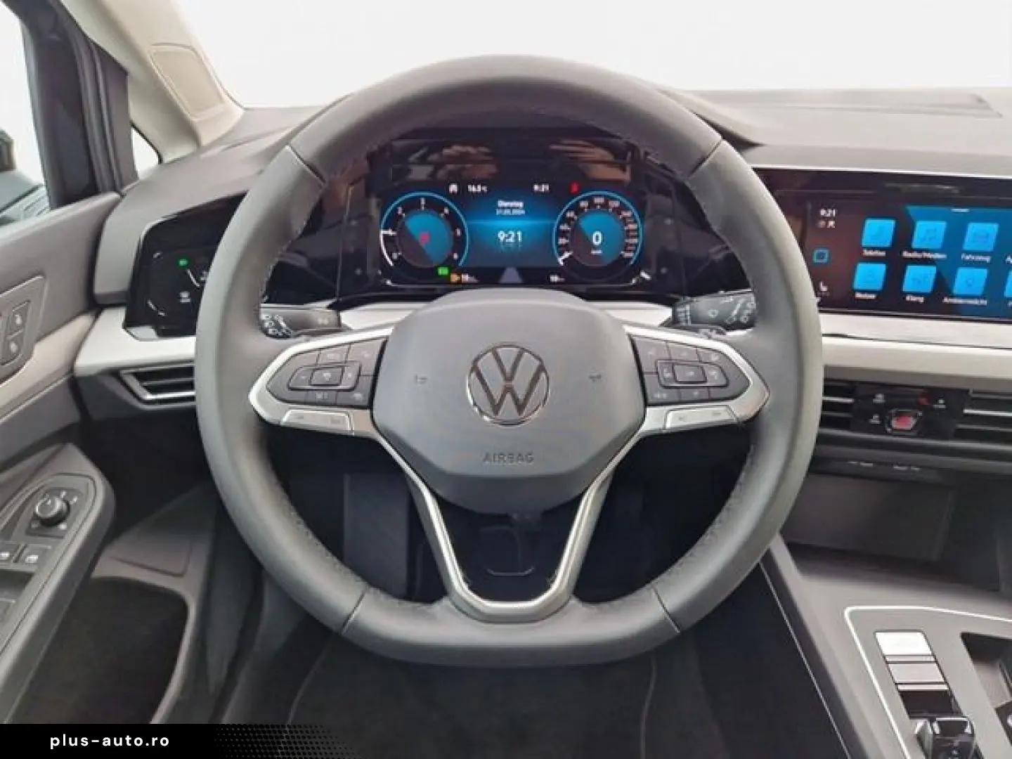 VW Golf VIII 2.0 TDI DSG 4MOTION Life   ACC   LED