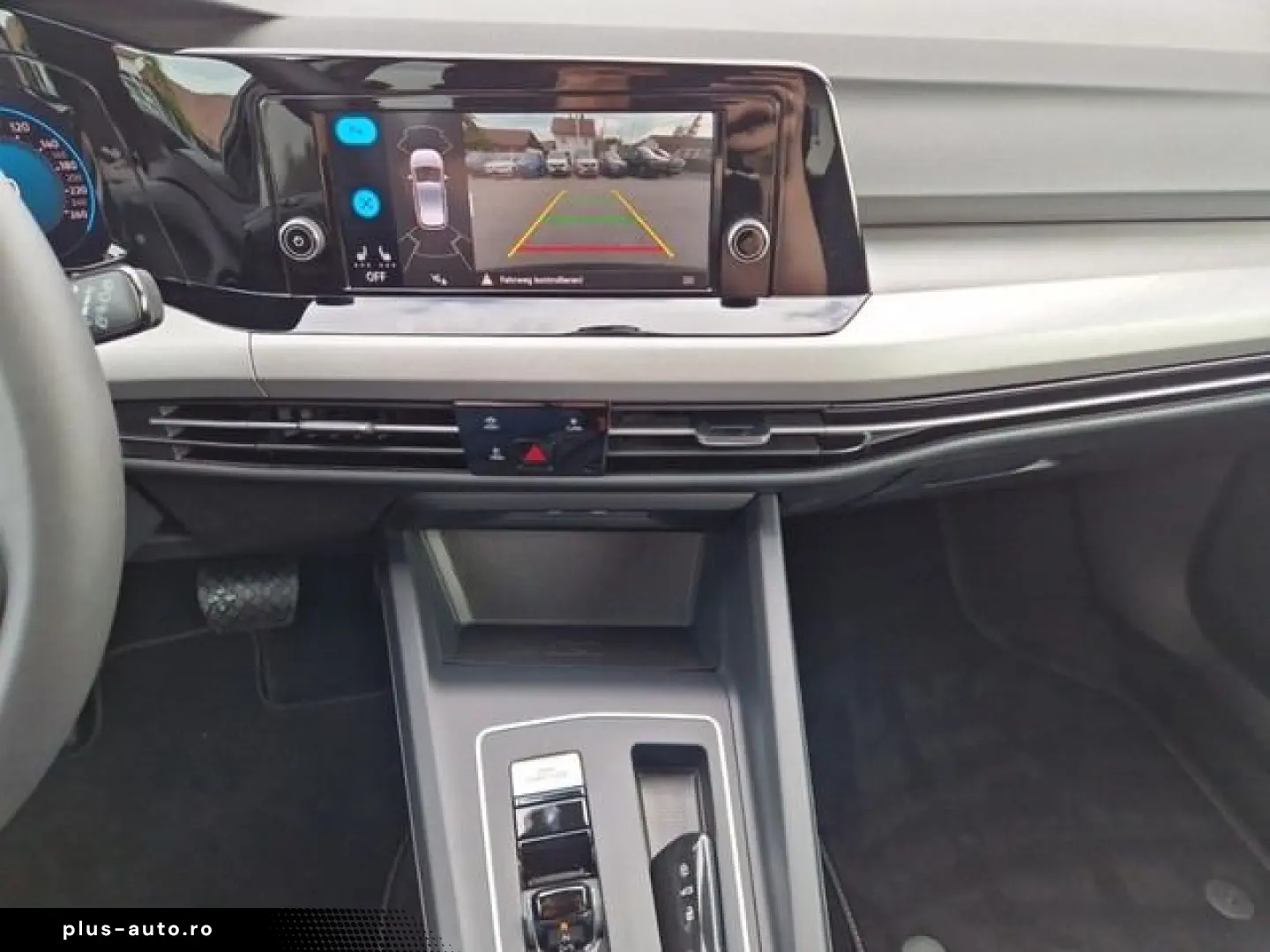 VW Golf VIII 2.0 TDI DSG 4MOTION Life   ACC   LED