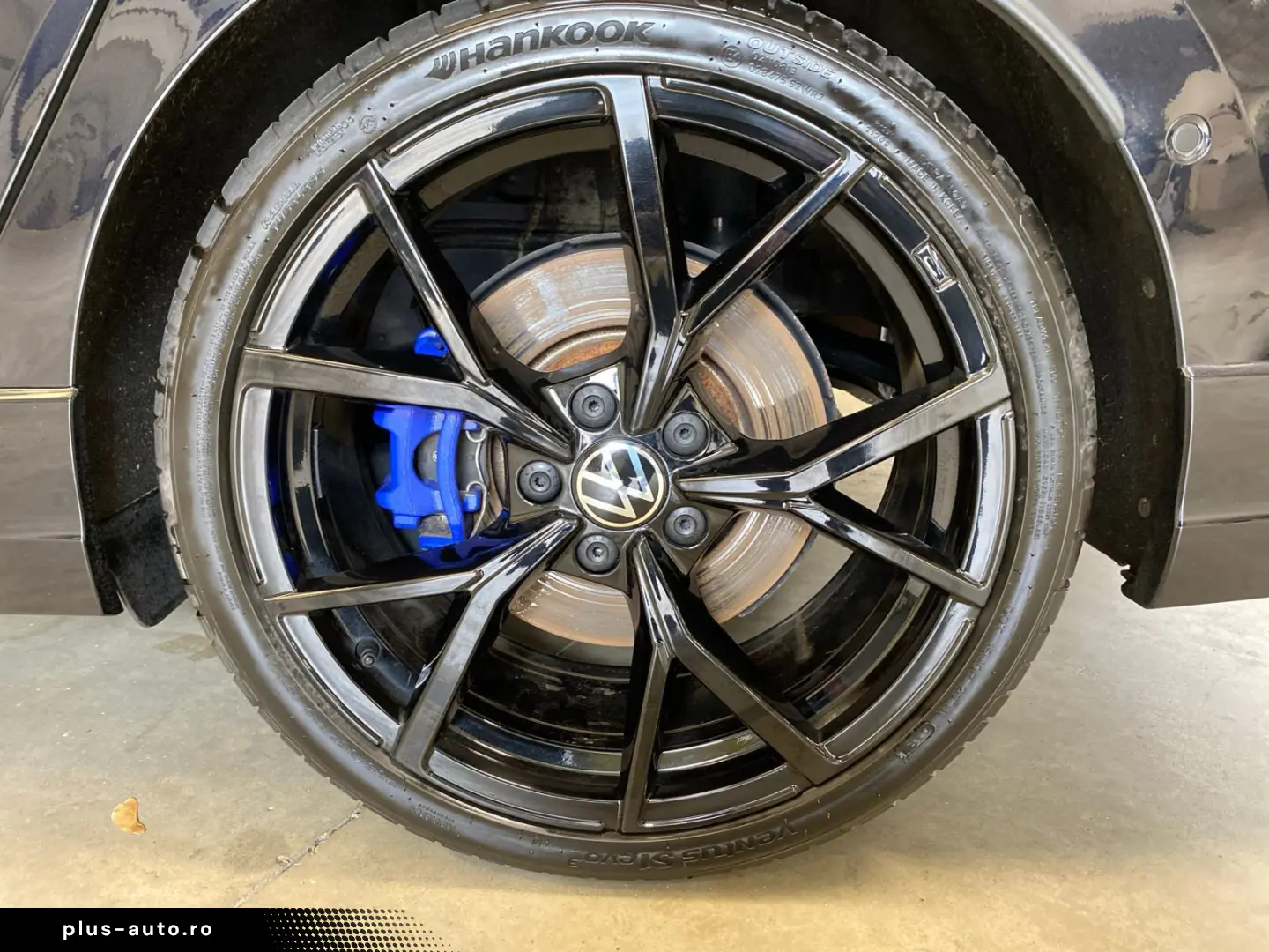 VW Golf VIII Variant  R  4M  Black Style AHK DCC IQ