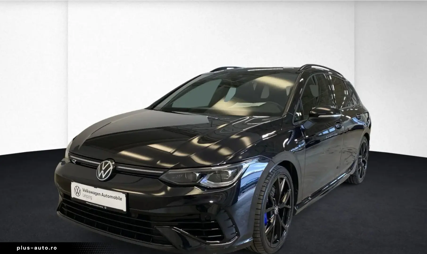 VW Golf VIII Variant  R  4M  Black Style AHK DCC IQ