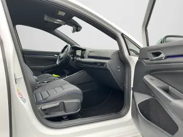 VW Golf VIII R 2.0 TSI  DSG  4MOTION   V-MAX   PERF