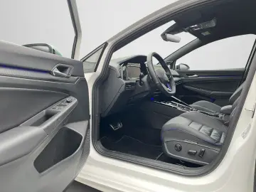 VW Golf VIII R 2.0 TSI  DSG  4MOTION   V-MAX   PERF