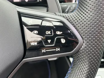 VW Golf VIII R 2.0 TSI  DSG  4MOTION   V-MAX   PERF