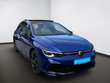 VW Golf VIII 2.0 TSI R-Line 4Motion PANODACH AHK LE