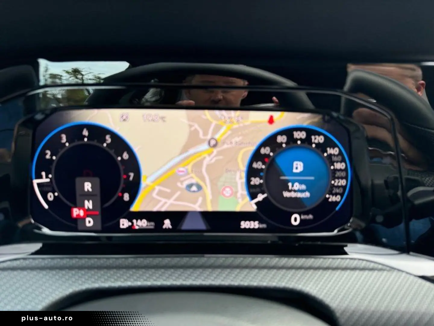 VW Golf VIII 2.0 TSI R-Line 4Motion PANODACH AHK LE