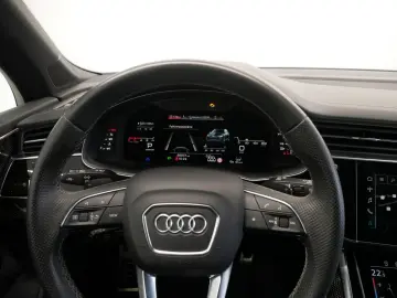 AUDI Q7 55 TFSI quattro