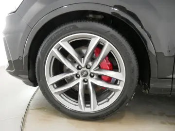 AUDI Q7 55 TFSI quattro
