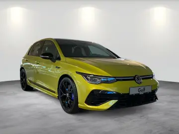 VW Golf VIII R333 Limited Edition 332 333  AKRA LED