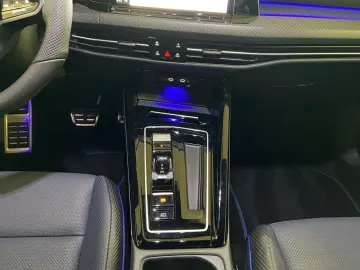 VW Golf VIII R333 Limited Edition 332 333  AKRA LED