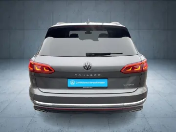 VW Touareg Atmosphere eHybrid AHK Pano Matrix Luft