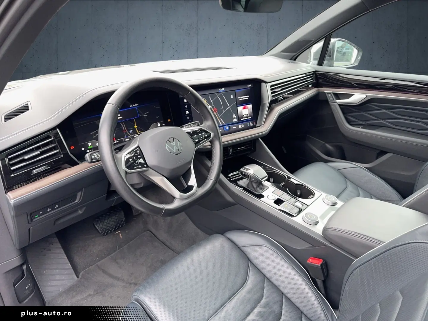 VW Touareg Atmosphere eHybrid AHK Pano Matrix Luft