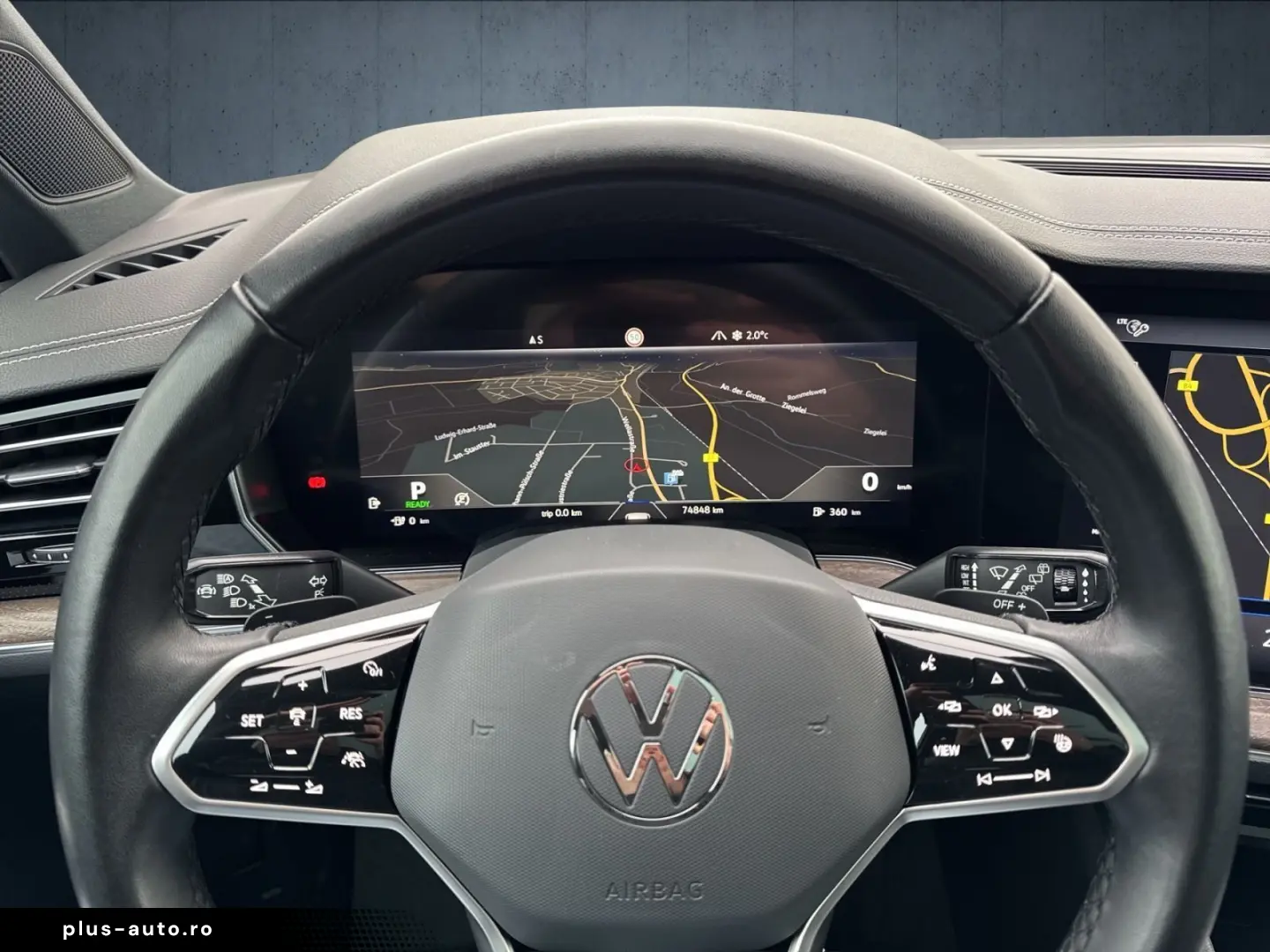 VW Touareg Atmosphere eHybrid AHK Pano Matrix Luft