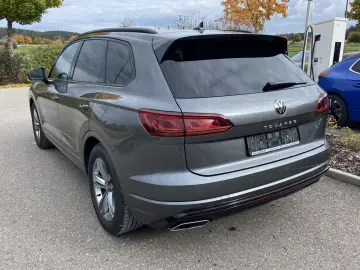 VW Touareg 3.0 TDI Tiptronic 4-MOTION R-Line 19  MA