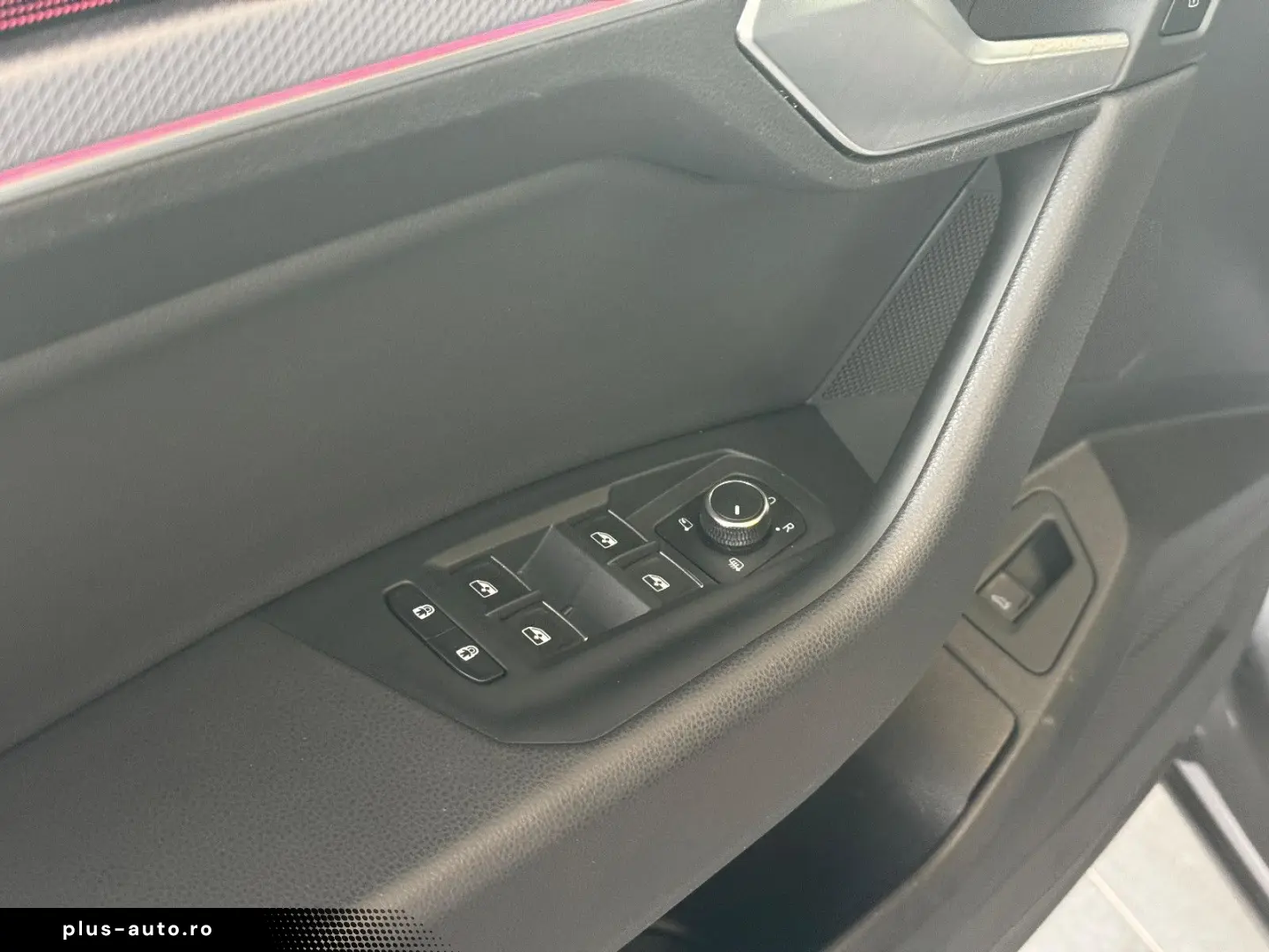 VW Touareg R-Line 4Motion 3.0 TSI Pano LED Head-Up