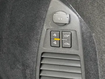 VW Touareg R-Line 4Motion 3.0 TSI Pano LED Head-Up