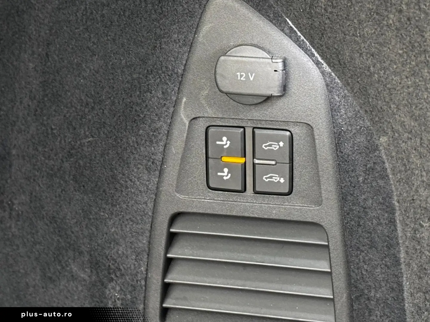 VW Touareg R-Line 4Motion 3.0 TSI Pano LED Head-Up