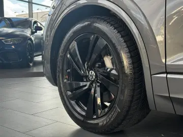 VW Touareg R-Line 4Motion 3.0 TSI Pano LED Head-Up