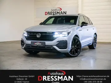 VW Touareg R-Line 4M. ACC HuD DYN LUFT PANO MATRIX