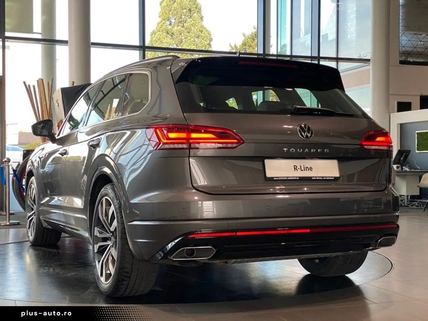 VW Touareg 3.0 TDI R-Line Memory Sthz Luftf ACC AHK