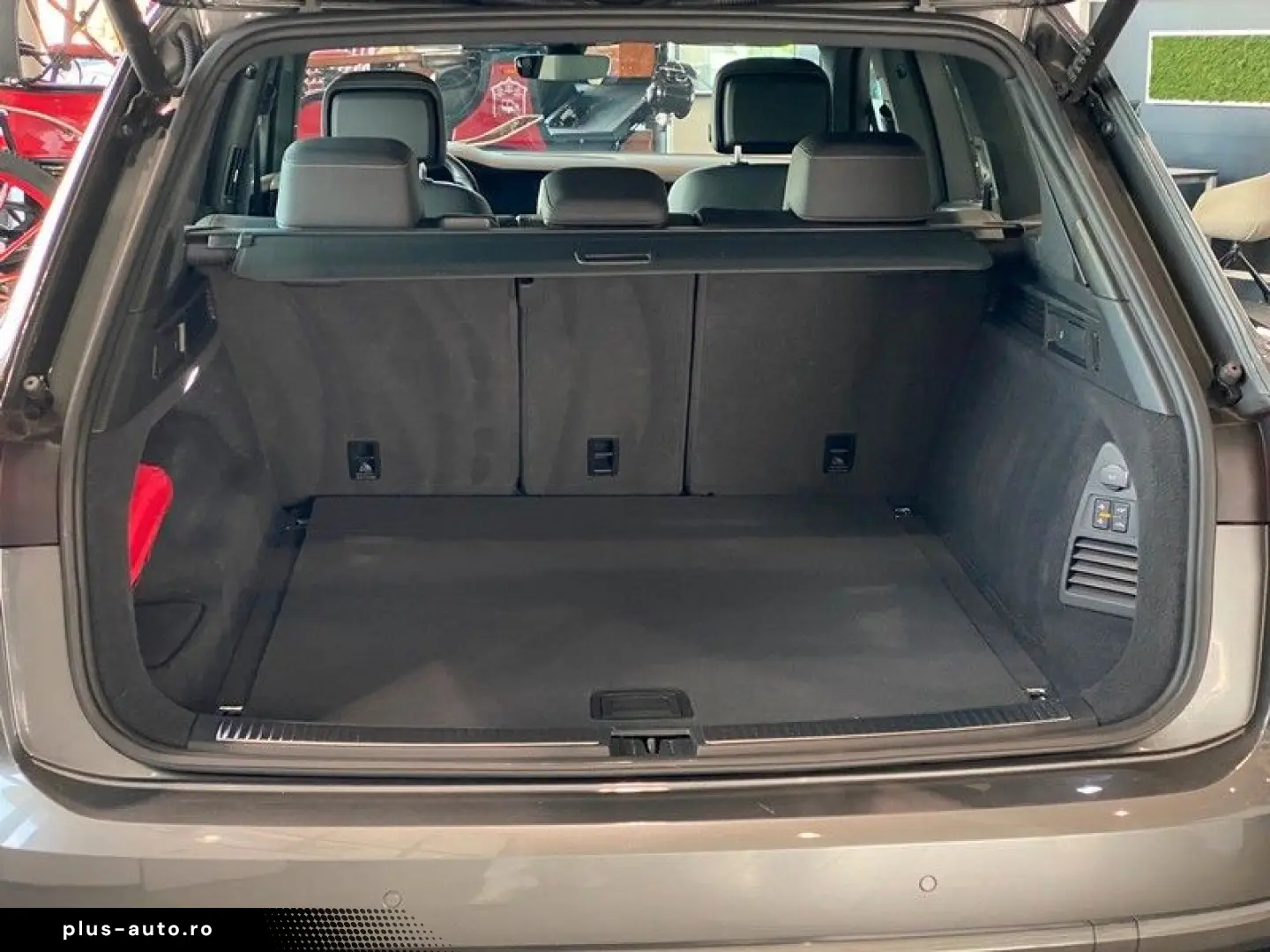 VW Touareg 3.0 TDI R-Line Memory Sthz Luftf ACC AHK