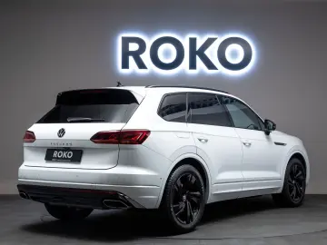 VW Touareg R-Line