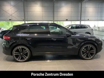 PORSCHE Cayenne Pano Luft SH v h Kamera Bose