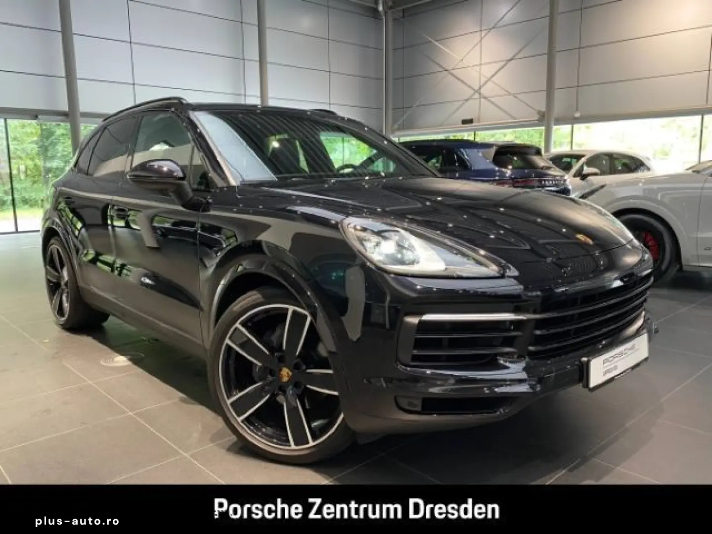 PORSCHE Cayenne Pano Luft SH v h Kamera Bose