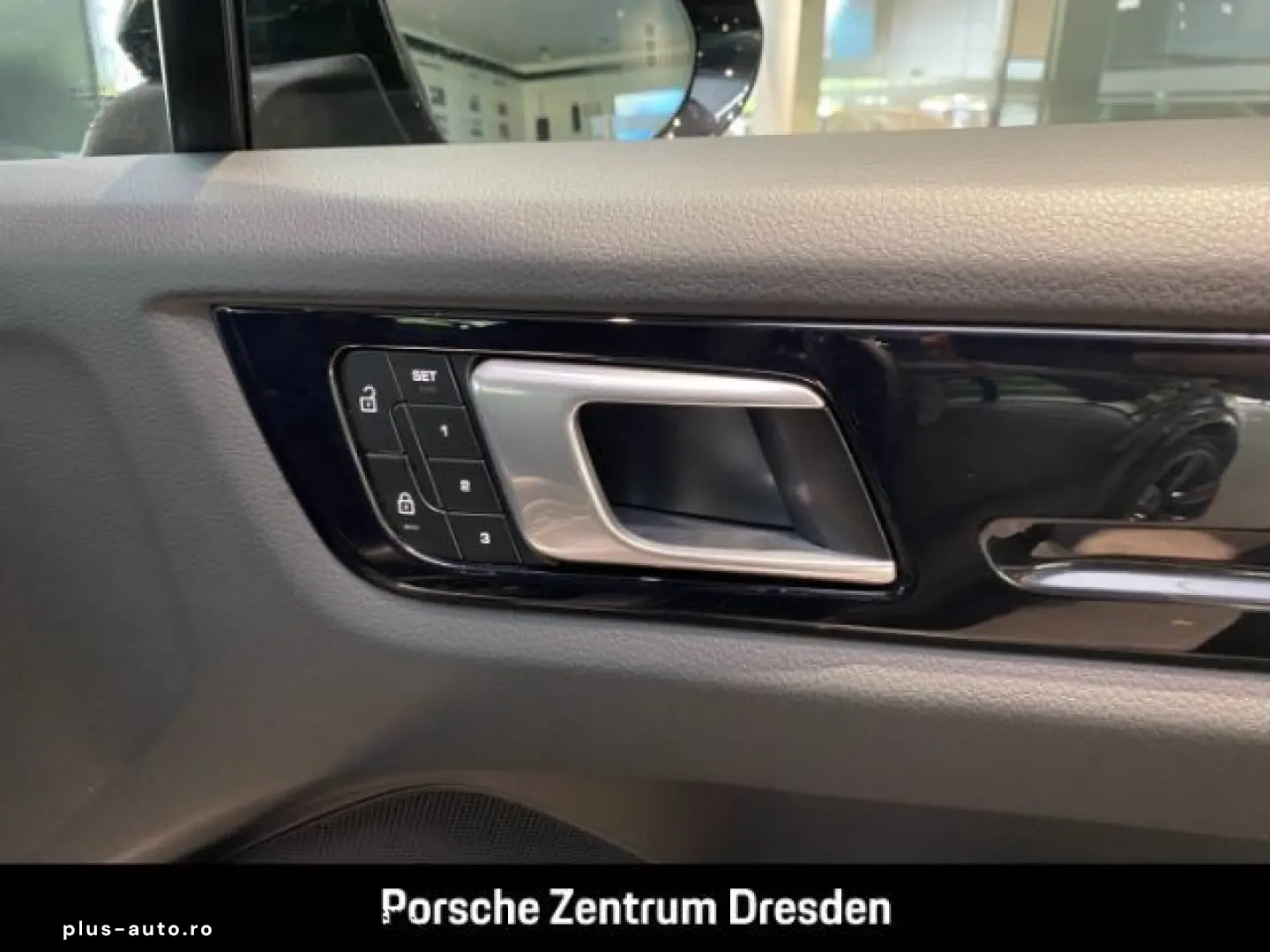 PORSCHE Cayenne Pano Luft SH v h Kamera Bose