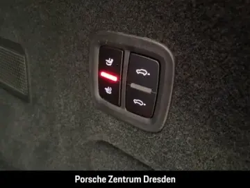 PORSCHE Cayenne Pano Luft SH v h Kamera Bose