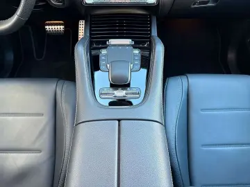 MERCEDES-BENZ GLE 450d 4M AMG Night PANO CARBON HUD &hellip;