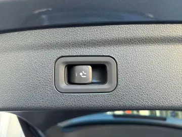 MERCEDES-BENZ GLE 450d 4M AMG Night PANO CARBON HUD &hellip;