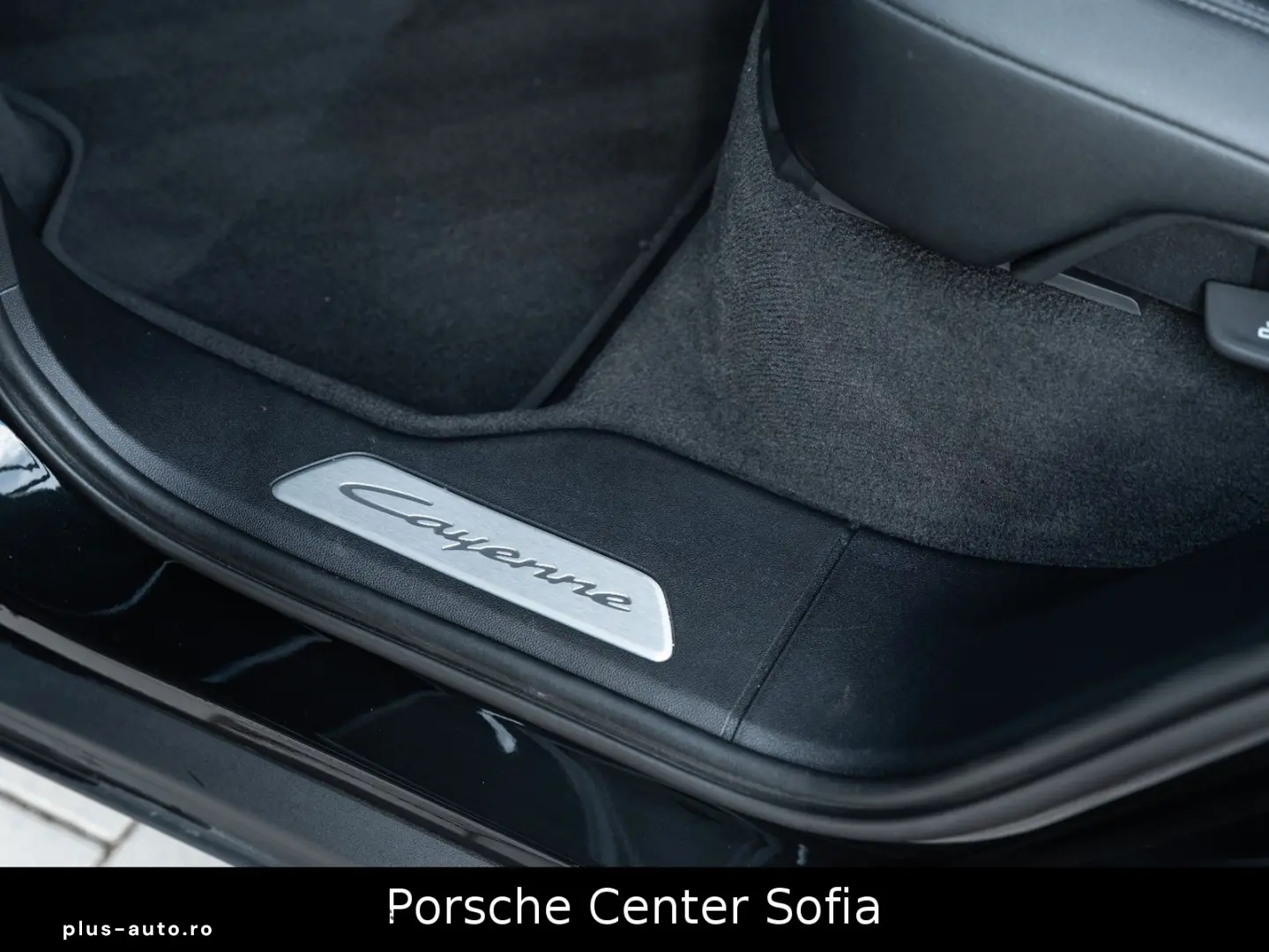 PORSCHE Cayenne E-Hybrid