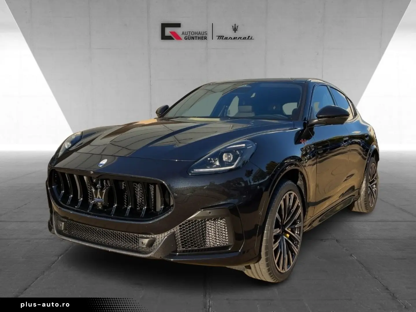 MASERATI Grecale Trofeo V6 530HP AWD MY24 -Carbon -Klima