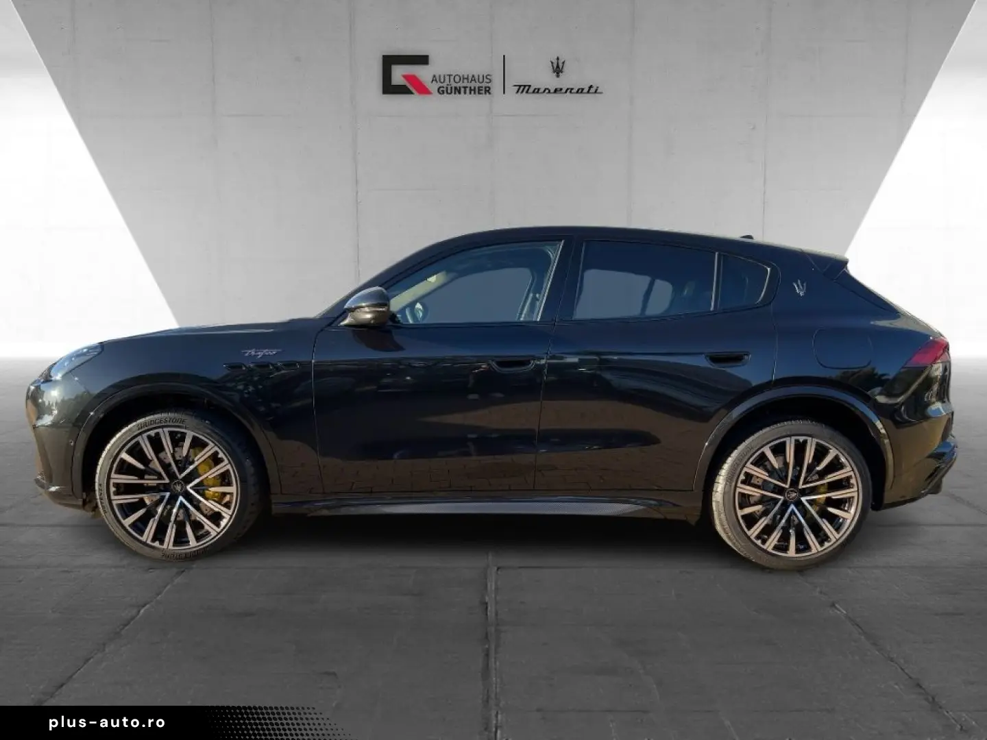 MASERATI Grecale Trofeo V6 530HP AWD MY24 -Carbon -Klima