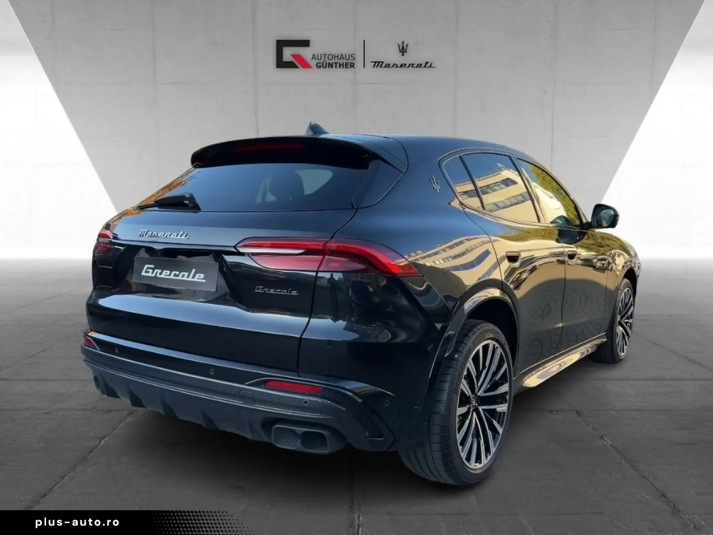 MASERATI Grecale Trofeo V6 530HP AWD MY24 -Carbon -Klima