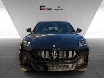 MASERATI Grecale Trofeo V6 530HP AWD MY24 -Carbon -Klima