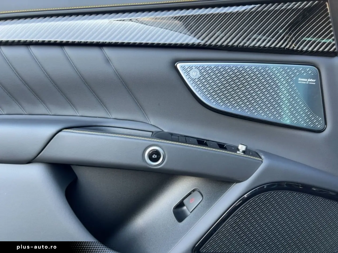 MASERATI Grecale Trofeo V6 530HP AWD MY24 -Carbon -Klima