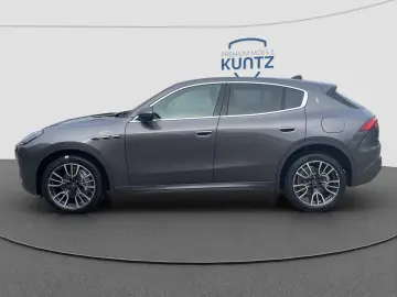 MASERATI Grecale GT Pano Winter-Paket 360  Kamera