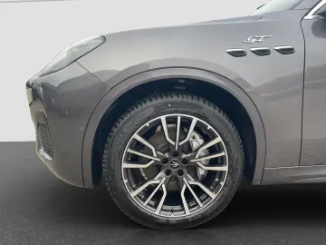 MASERATI Grecale GT Pano Winter-Paket 360  Kamera