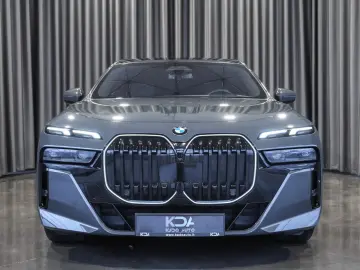 BMW 740 7 740 d xDrive M Sport